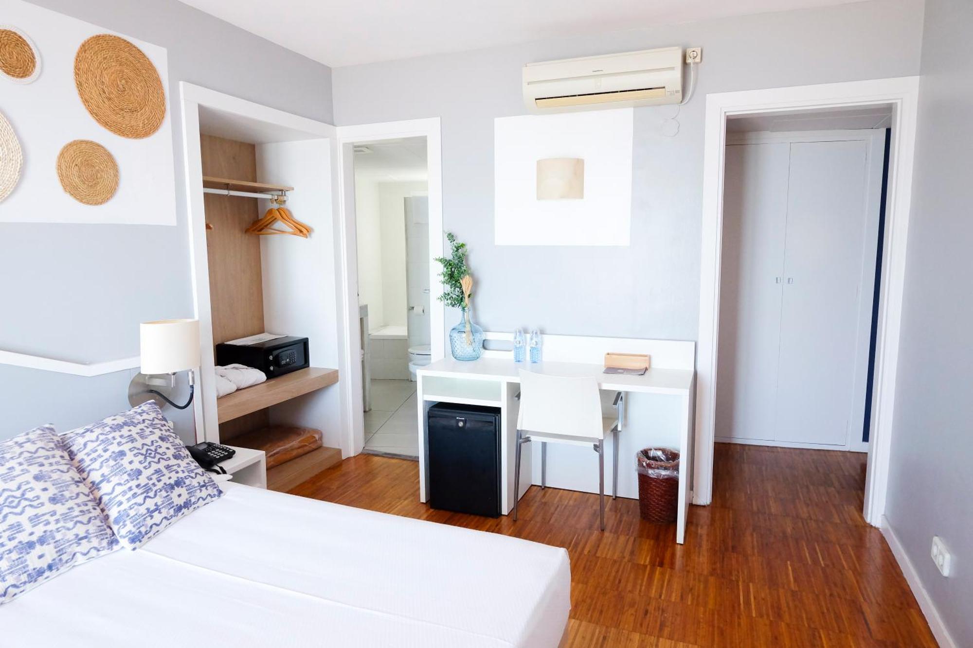 Hotel Subur Sitges Pokoj fotografie