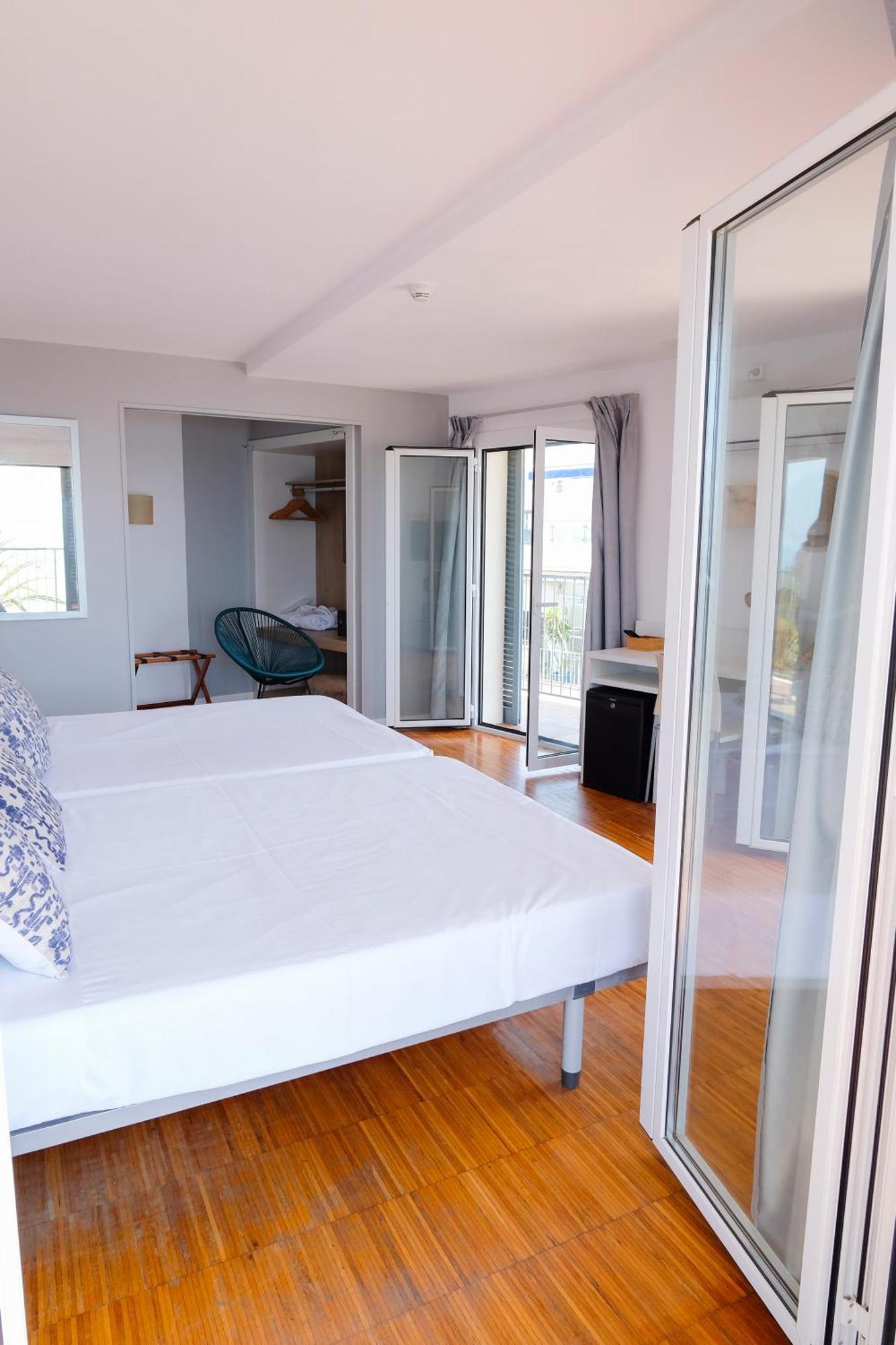 Hotel Subur Sitges Pokoj fotografie